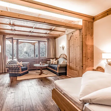 Отель Relais&chateaux Spa-hotel Jagdhof